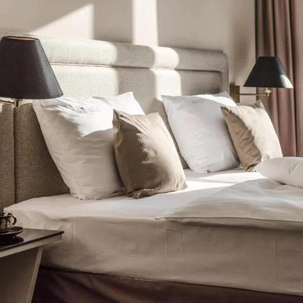 Viesnīca Parkowa Sypialnia pilsētā Rozalin