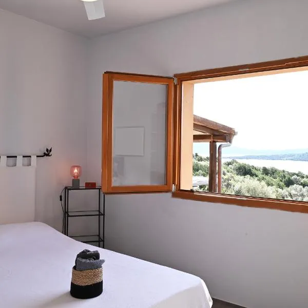 Sea Room - room with sea view - 150 m from the beach, hotel v destinaci Proiettore