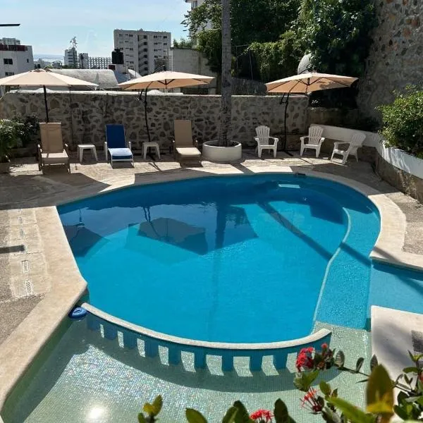 Secretos del Sol Acapulco villas a 5 minutosdel mar, hotel in Acapulco