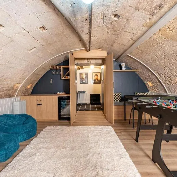L'ARCADE SECRETE Appartement climatisé, Jacuzzi, Borne d'arcade Bordeaux centre、ボルドーのホテル