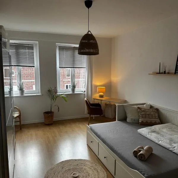 1 Zimmer zu vermieten in geteilter Wohnung mit dem Gastgeber, hotel a Hannover