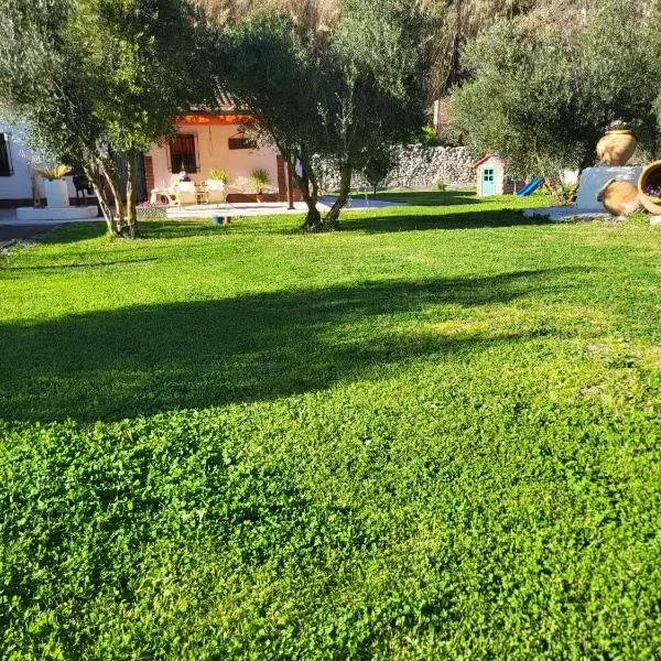 Cortijo Batán – hotel w mieście Dúdar