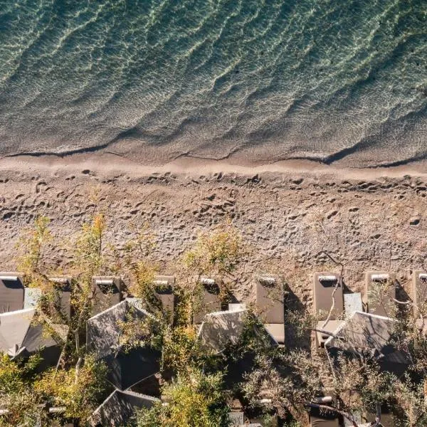 Eva Beach Hotel Lefkada ΙΙ, hotel v destinaci Nydri