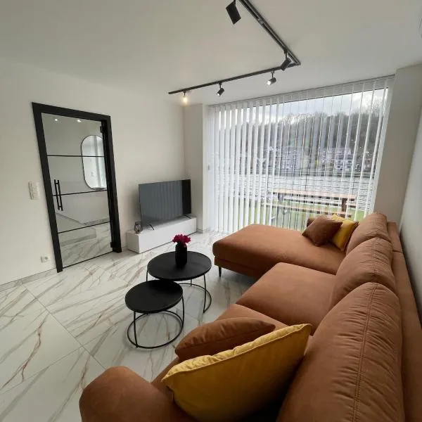 Duplex des souverains, hotel v destinaci Dinant