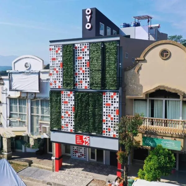 Capital O 92765 J&b Smart Sentul, hotell sihtkohas Bogor