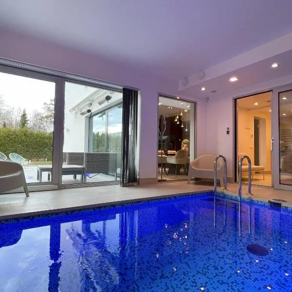 Magnolia House with Indoor Swimming Pool and Sauna, hotel di Tallinn