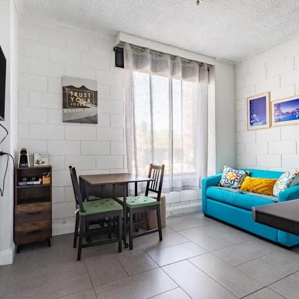 Prime Location - Quaint 1BR Apt! – hotel w Melbourne