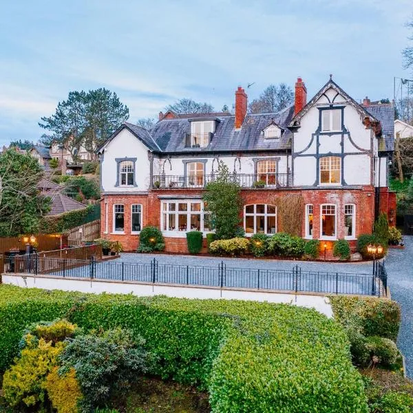 OYO Rayanne House Guest Accommodation, hotel v destinaci Holywood