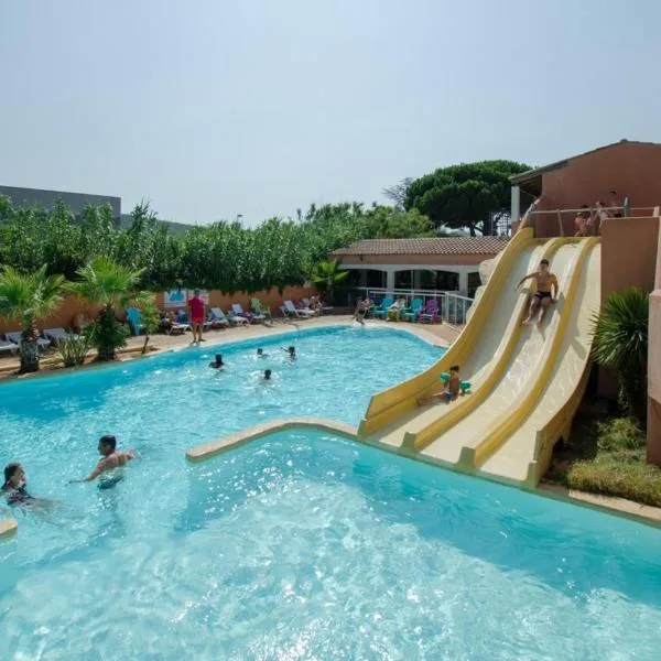 Camping Tikayan Clau Mar Jo - Maeva, hotel v destinaci Bormes-les-Mimosas