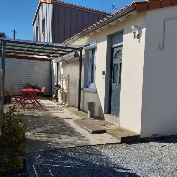 Gîte La Hutière près d'Ancenis – hotel w mieście Liré