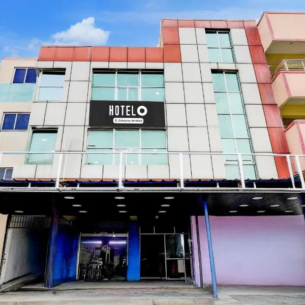 Super Hotel O Janappanchatram, hótel í Ponneri