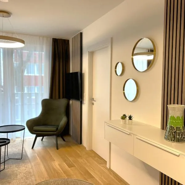 Free Parking - City Pulse Apartments at U6-Metro Vienna, hotel in Vienna