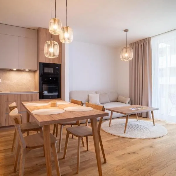 Elegant 2-bedroom Apartment – hotel w Bratysławie