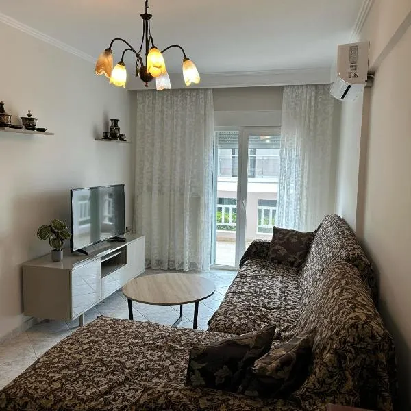 Paul House, hotel in Metamorfosi