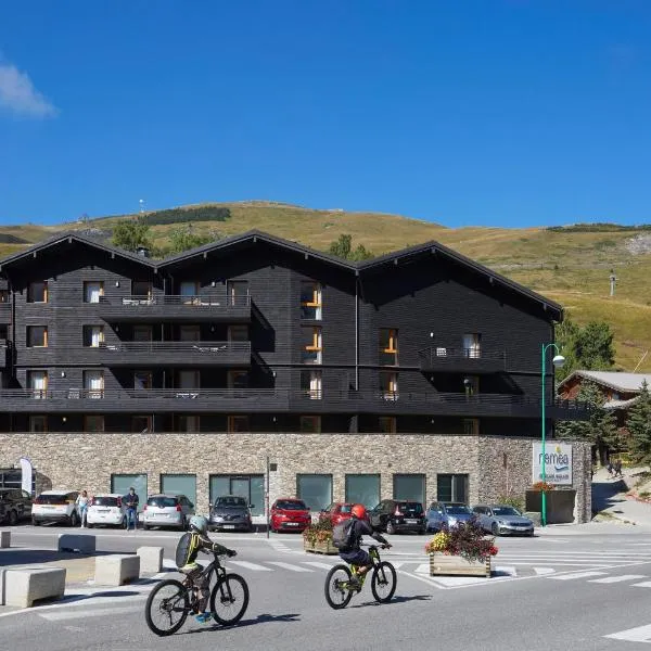 Résidence Néméa Le Hameau - Les Deux Alpes, hotel v destinácii Les Deux Alpes
