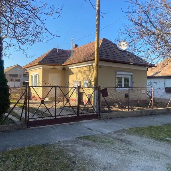 Kollar apartman, hotel v destinácii Balatonszemes