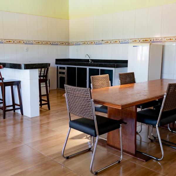 Casa bem equipada com piscina,churrasqueira e WiFi - Foto 3