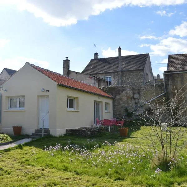 Maisonette Vallée de l'Automne Streaming & Vinyles, hotel in Gilocourt