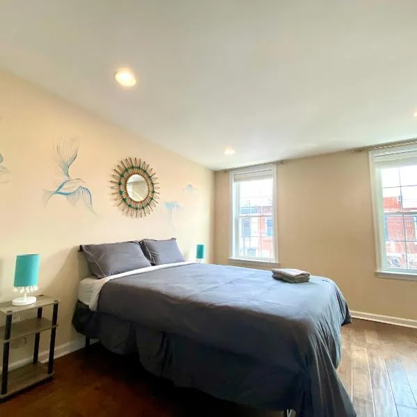 Cozy House at South Philly New Bold, hotel in Philadelphia