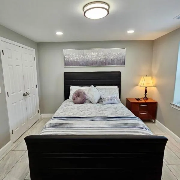 Charming Forest Apartment, hotel in Lumberton