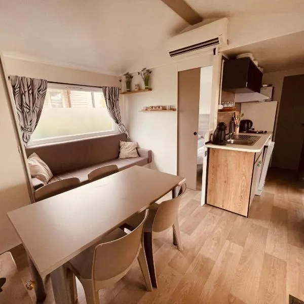 Mobil Home Oliviers 2, hotel in Valras-Plage