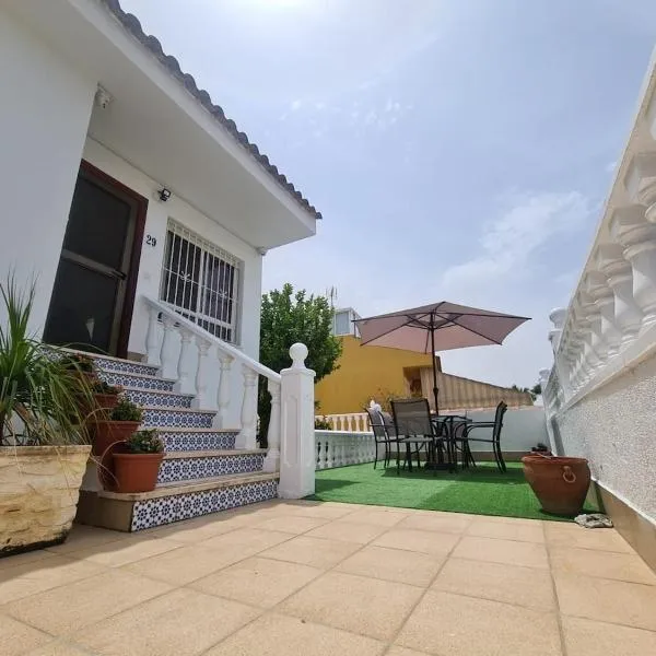 Casa Blancos, Hotel in Rojales