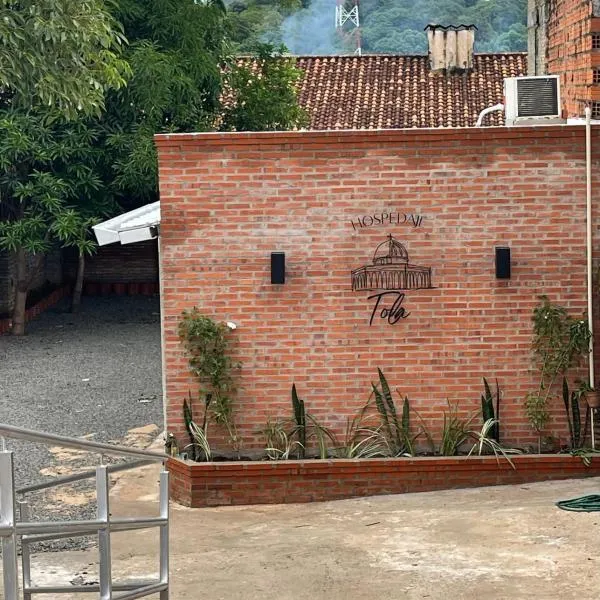 Hospedaje Tola, hotel en Caacupé