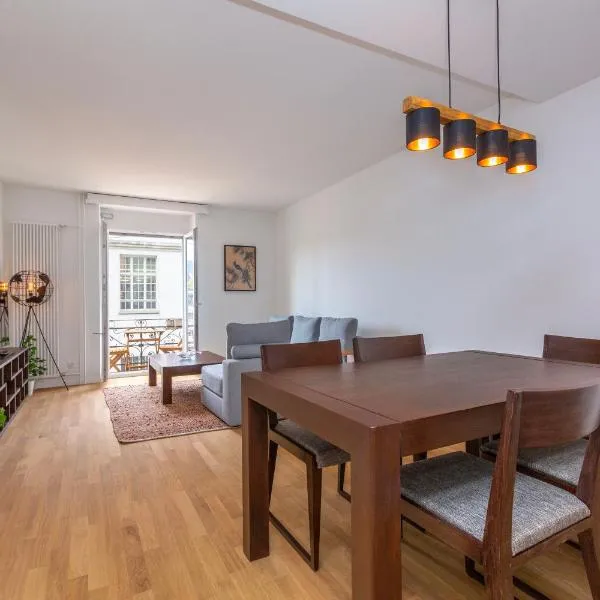KAYA Zurich Apartment 3A - Downtown 2BR Apt with Balcony, hotel v Curychu