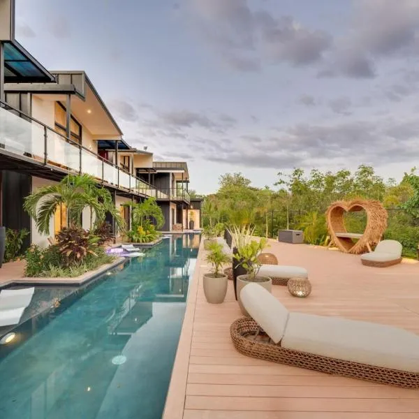 The Bungalows #3 - Boutique Hotel in Flamingo Beach - Ground Level Studio, hotel in Playa Flamingo