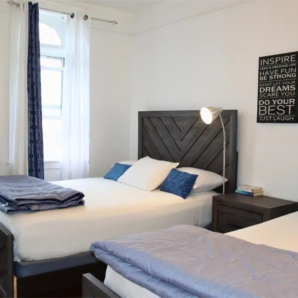 KLO Guest House, hotel v destinaci Brooklyn