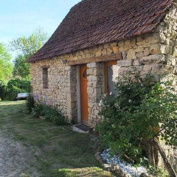 Le Chemin des sens – hotel w mieście Azerat