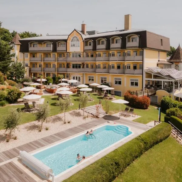 Maiers Kuschelhotel Loipersdorf Deluxe - ADULTS ONLY, hotel v destinaci Loipersdorf bei Fürstenfeld