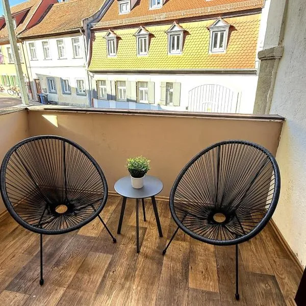 Stadthaus am Dom mit Terrasse und Balkon, khách sạn ở Bamberg