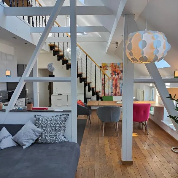 Im Löwental Galeriewohnung an der Ruhr, 2 Schlafzimmer auf 2 Ebenen, hotel v destinaci Essen