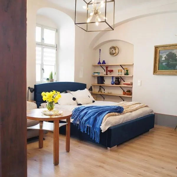 Stylish apartment in the baroque house, hotel v destinaci Löbau