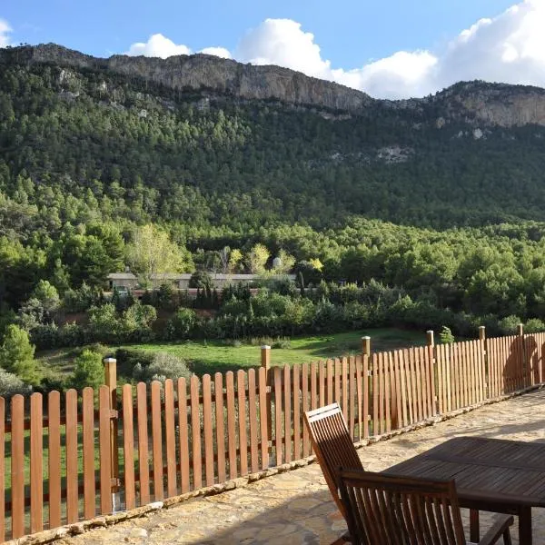 Observatorio de Buitres Mas de Bunyol, hotel in Valderrobres