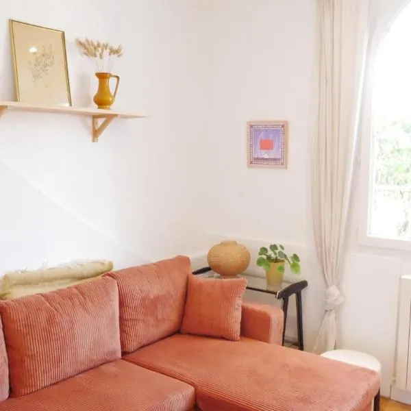 Gure Zoriona, Petit Bonheur en basque, hotel v destinaci Biarritz