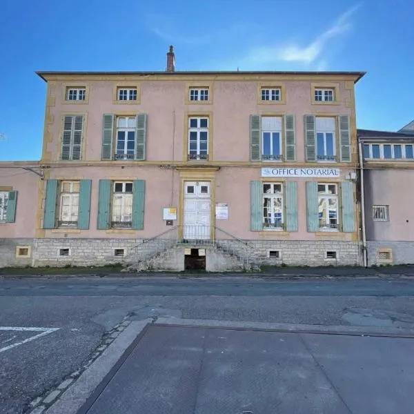 Résidence Mélanie et Nicolas, hotel in Dompierre-sur-Besbre