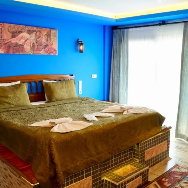 Rebetika Hotel & bistro, hotel Selçukban