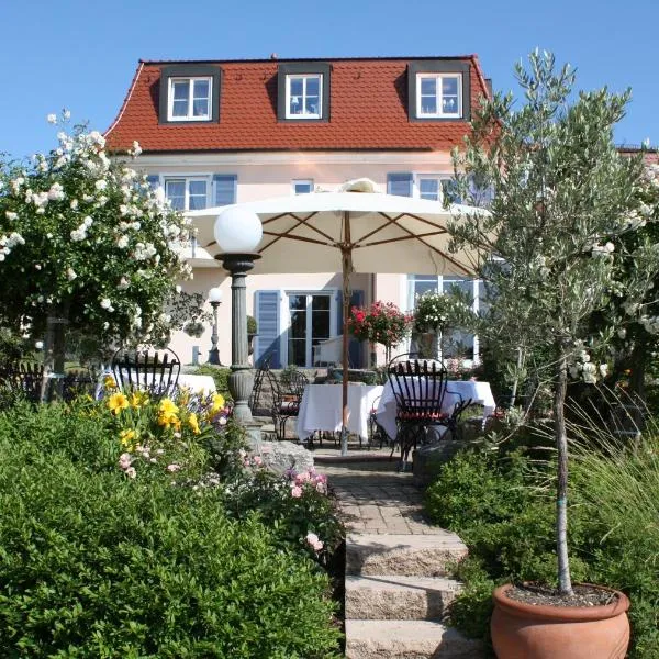 Hotel Villa Seeschau - Adults only, hotel Meersburgban