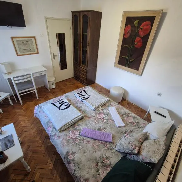 Apartmani i sobe Cardak, hotel a Tuzla