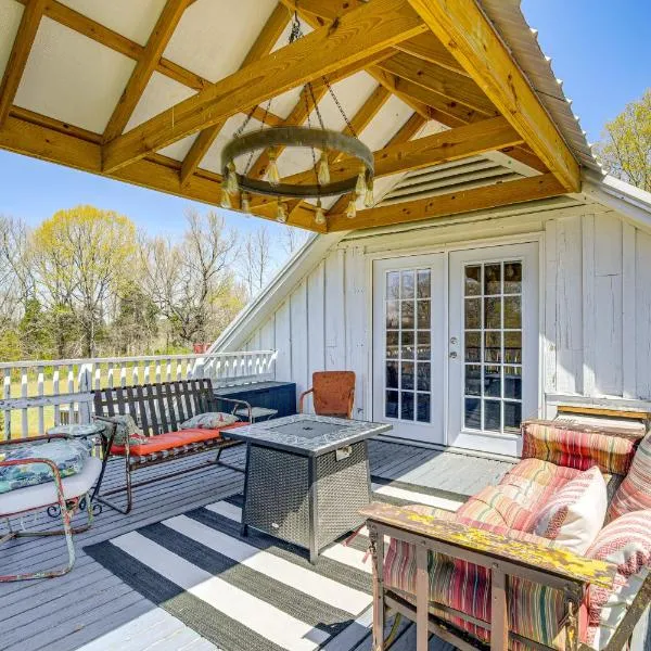 Peaceful Countryside Escape in Covington!, Hotel in Covington