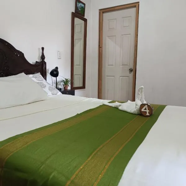 Casa de Los Berrios, отель в городе Леон