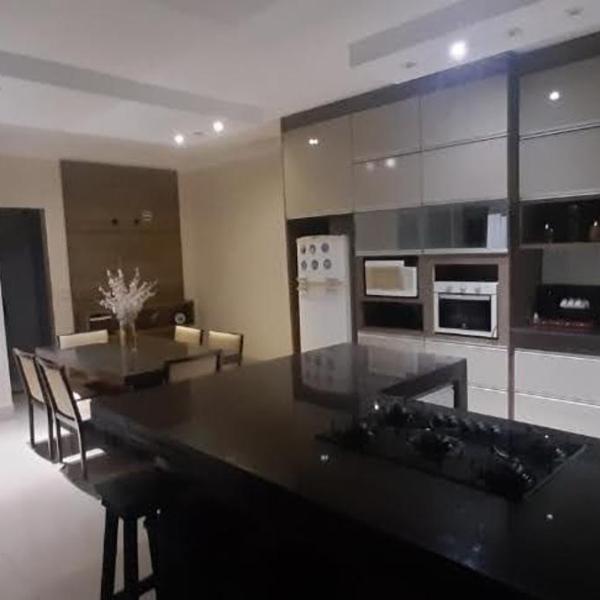Casa Luxuosa em Condomínio - Agrishow