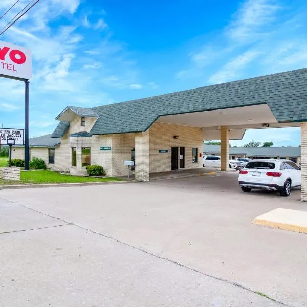 Three Rivers Executive Inn & Suites By OYO, hotel v destinaci Three Rivers