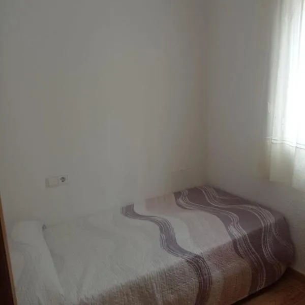 apartamento con piscina, hotel v destinaci Les Cases d'Alcanar