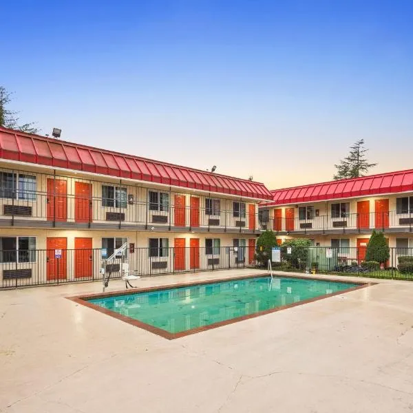 Inn at Lake Washington By OYO I-405, hotel v destinaci Renton