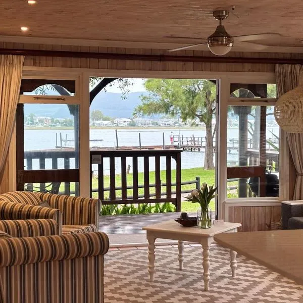 The Amble Cottage - On the Knysna lagoon, hotel in Knysna