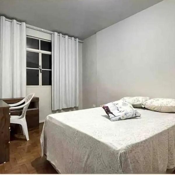 AVENIDA PAULISTA - QUARTO CASAL em Apartamento compartilhado