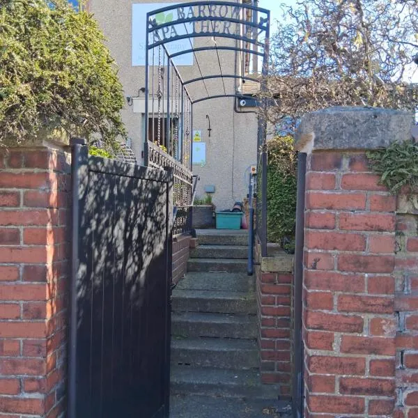 Levens Terrace, Barrow Spa Therapy, hotel in Barrow in Furness